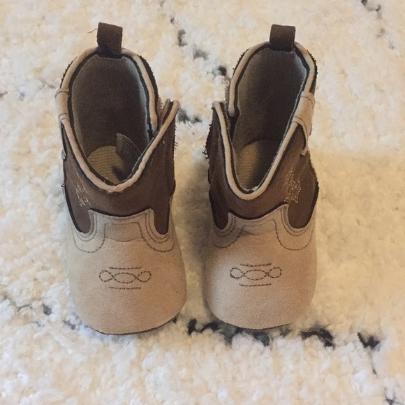 ❌SOLD❌ Baby Boy Shoe Bundle - Picture 7 of 8